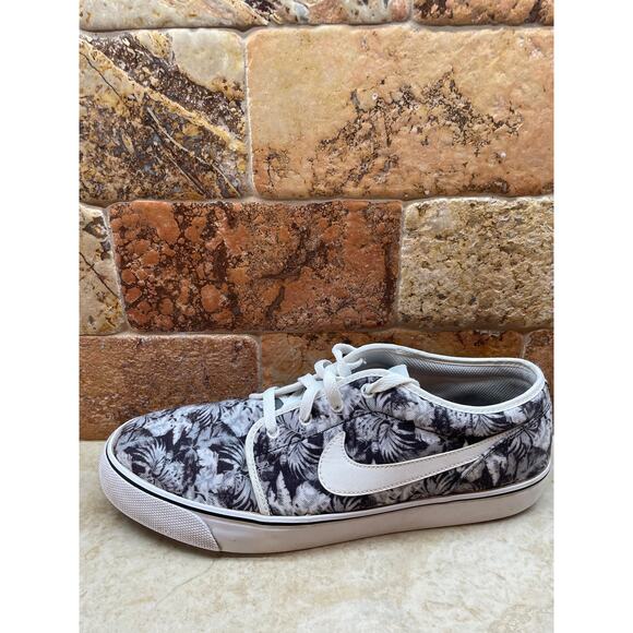 Nike Floral Print Canvas Sneakers Men’s Size 12 Gray White Low Lace Up Athletic main image 7